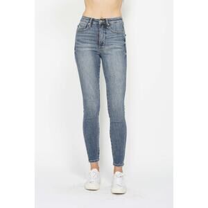 Judy Blue Women's Skinny Jeans - Light Blue